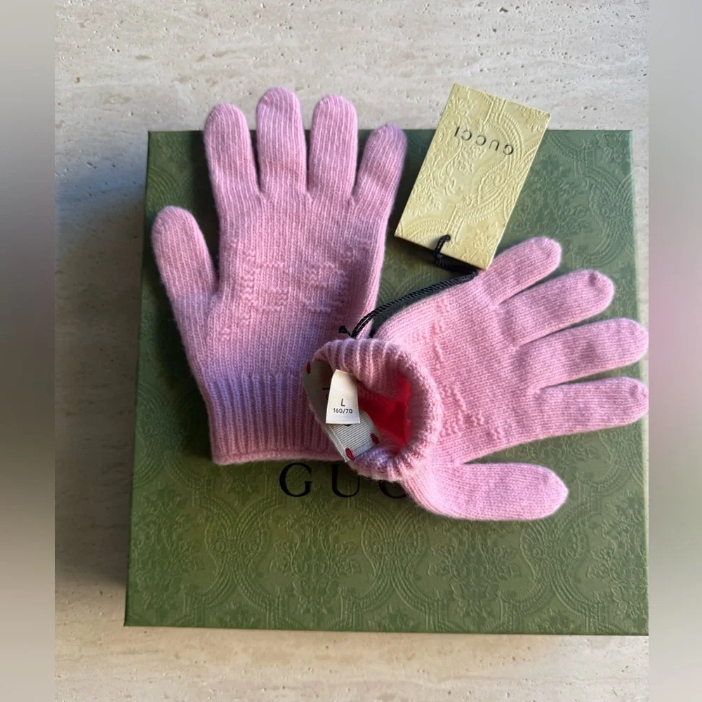NWT GUCCI Kids Pink Wool GG Logo Gloves 💝🧤